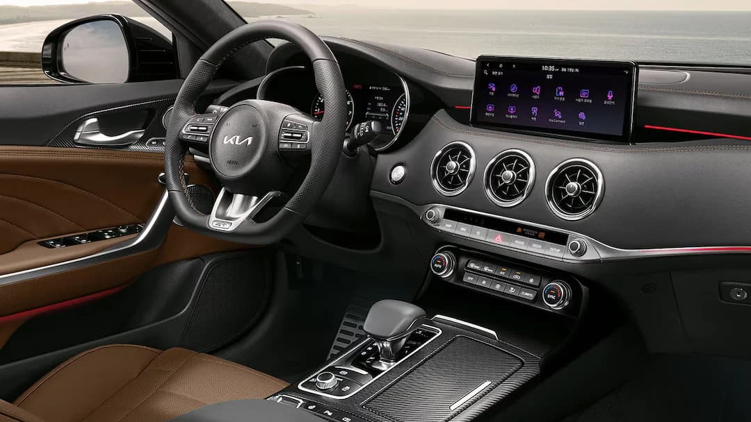 Kia Stinger (2023)