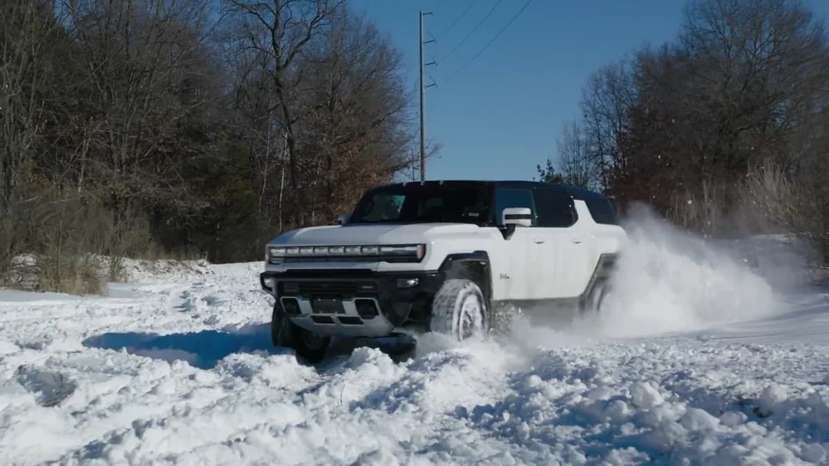 GMC HUMMER EV SUV (2026)