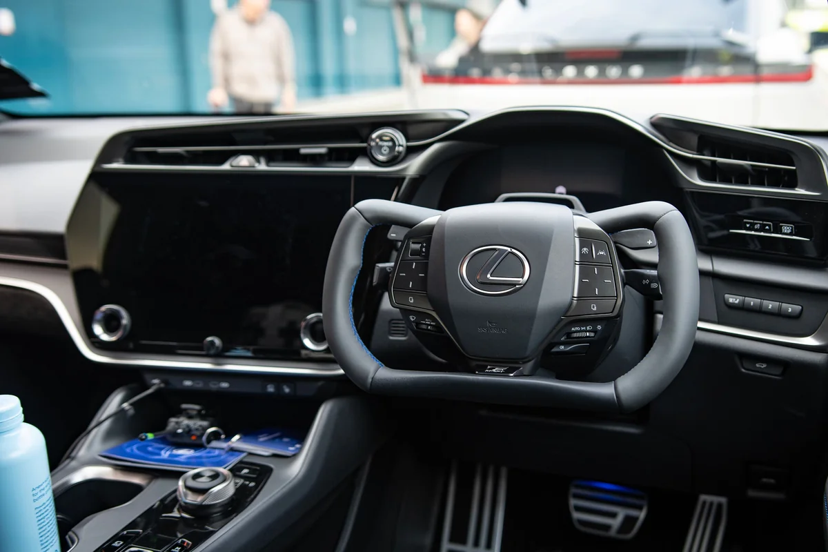 Lexus RZ (2026)