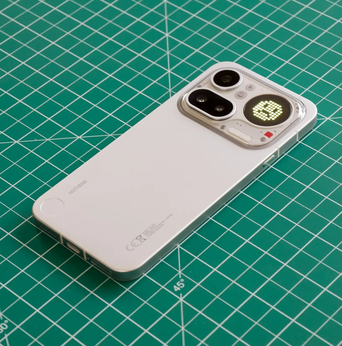 Nothing Phone (4a) Pro