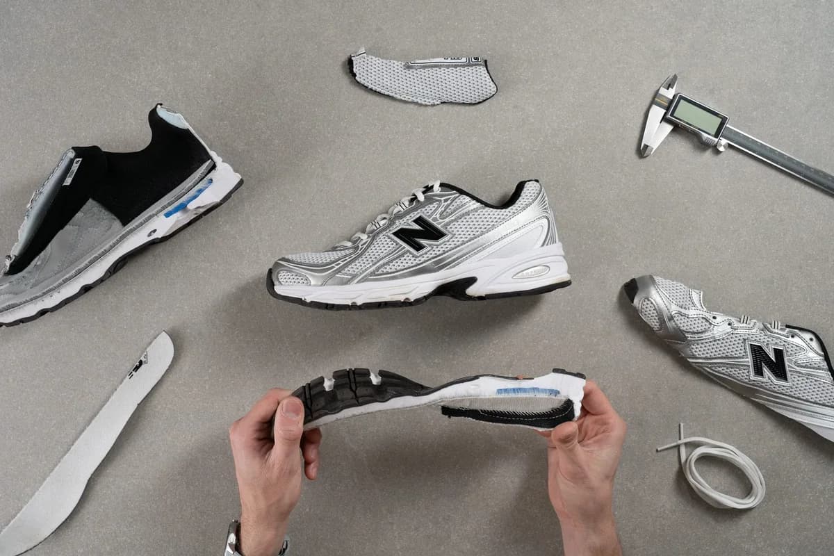 New Balance 740