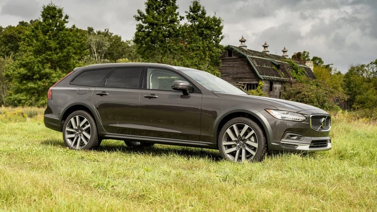 Volvo V90 Cross Country (2026)