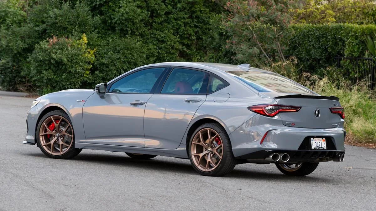 Acura TLX (2025)
