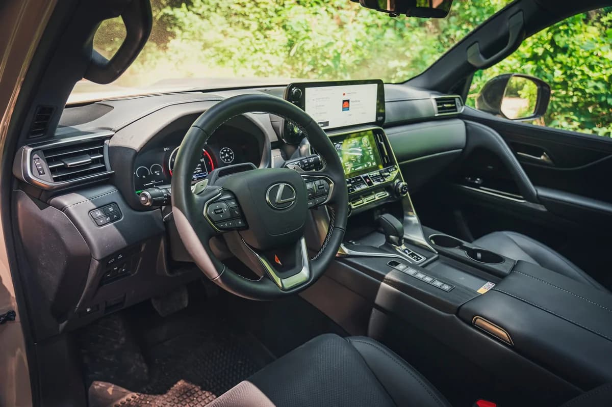 Lexus LX (2026)
