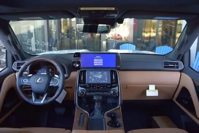 Lexus LX (2026)