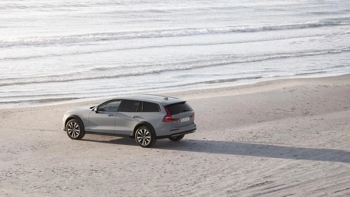 Volvo V60 Cross Country (2026)