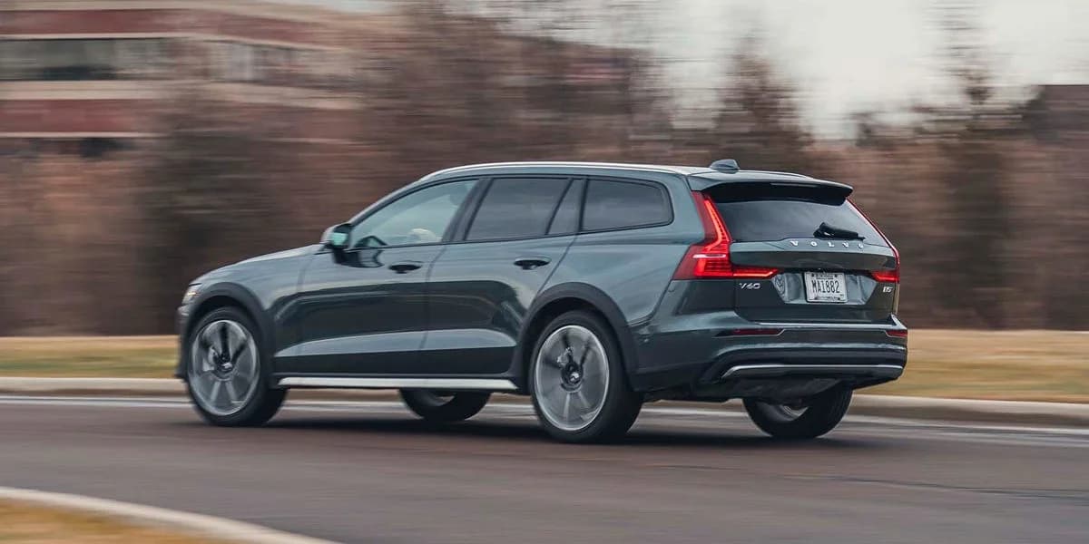 Volvo V60 Cross Country (2026)