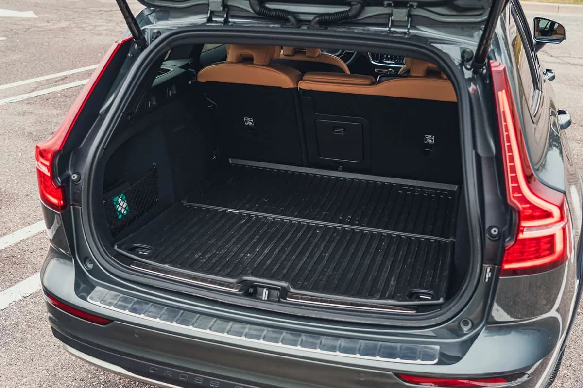 Volvo V60 Cross Country (2026)