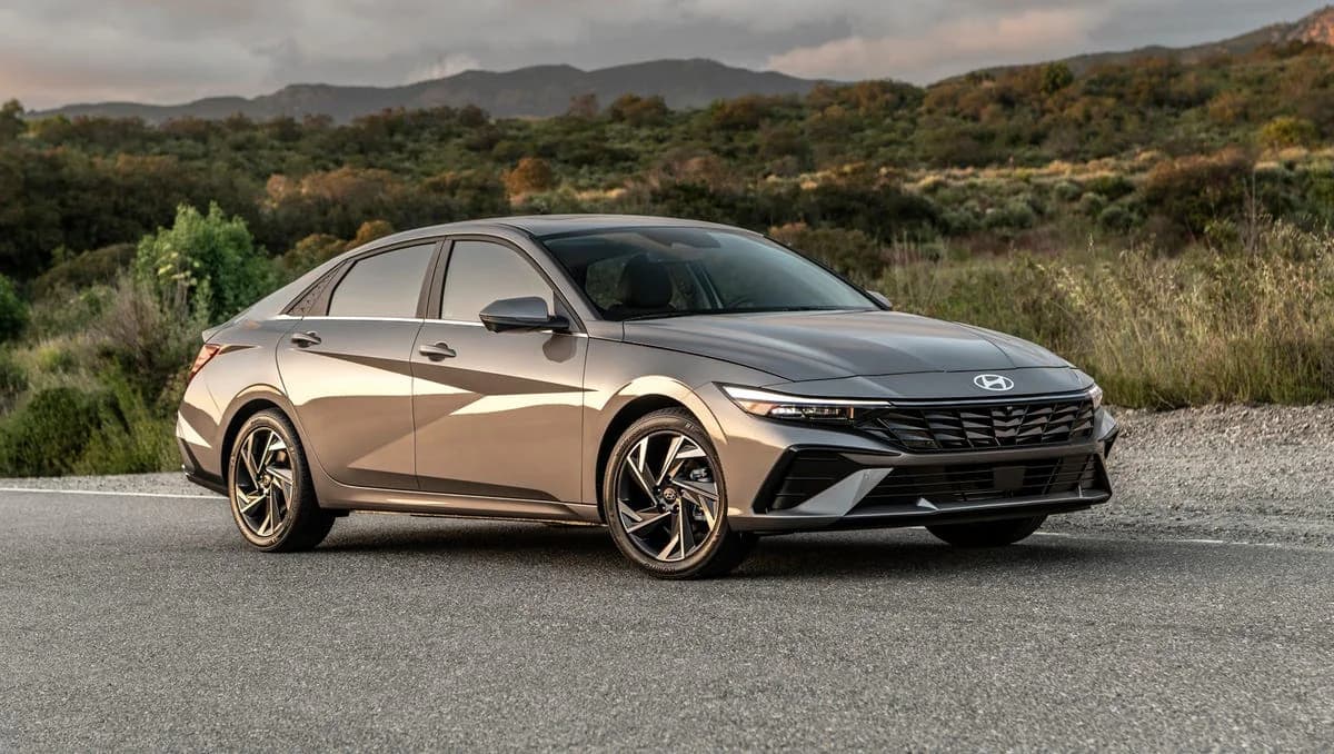 Hyundai Elantra (2026)