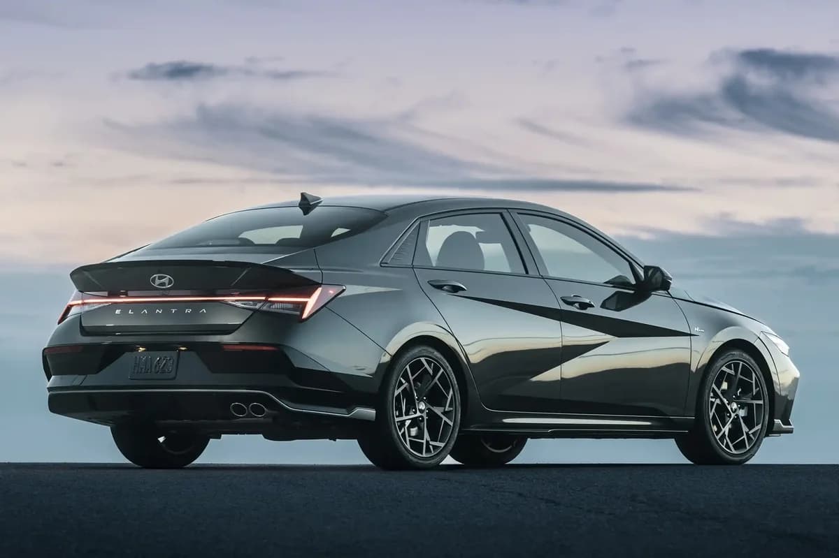 Hyundai Elantra (2026)