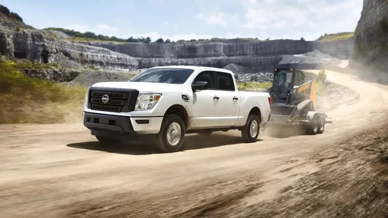 Nissan Titan (2024)