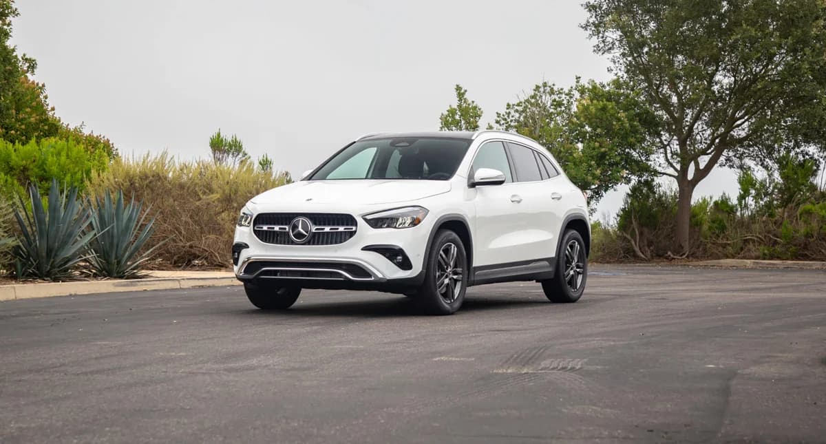 Mercedes-Benz GLA (2026)