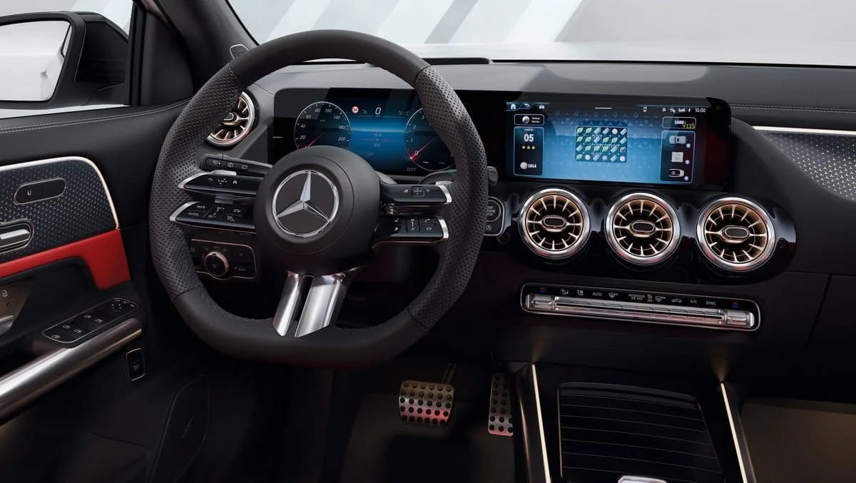 Mercedes-Benz GLA (2026)
