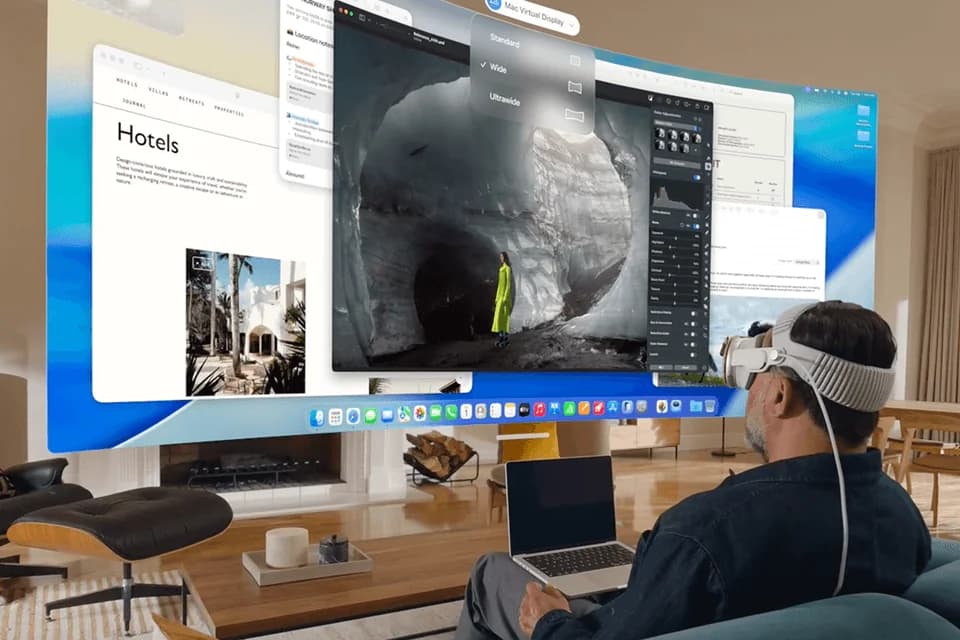 Apple Vision Pro (M5, 2025)