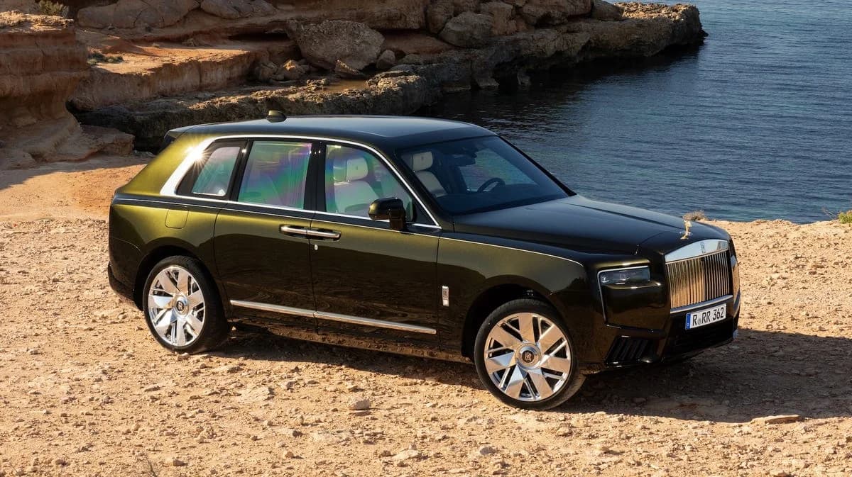 Rolls-Royce Cullinan (2027)