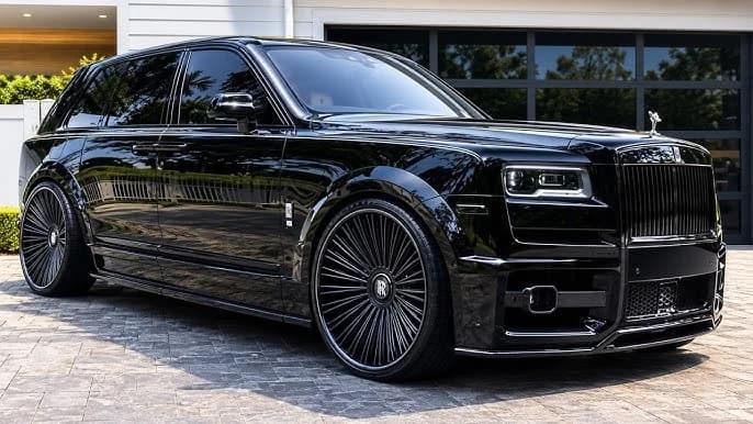 Rolls-Royce Cullinan (2027)