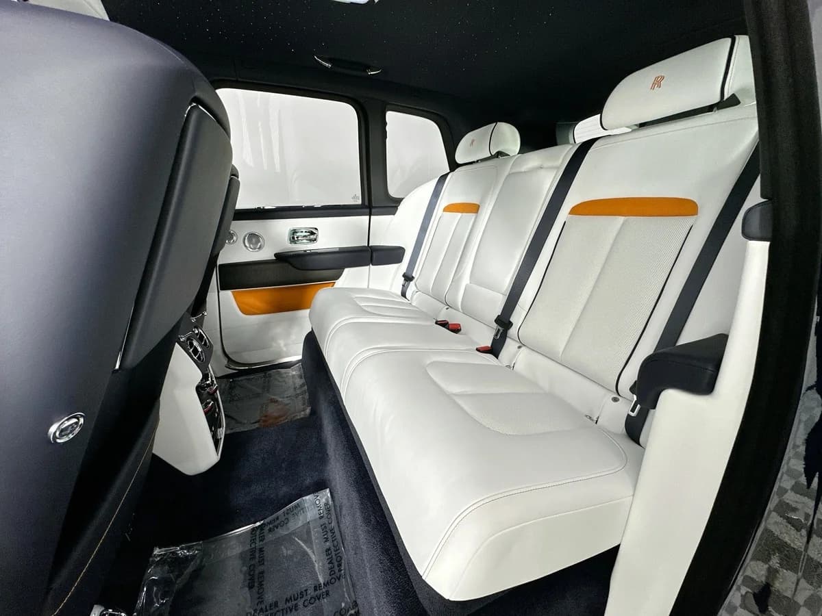 Rolls-Royce Cullinan (2027)