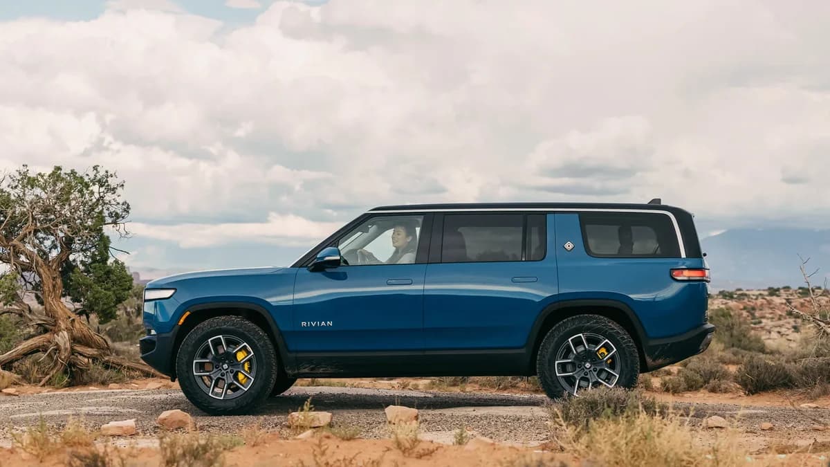 Rivian R1S (2026)