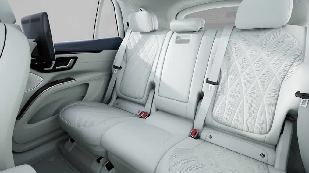 Mercedes-Benz EQS SUV (2027)