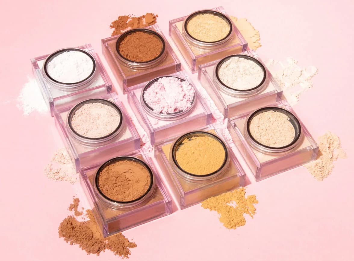 Huda Beauty Easy Bake Loose Baking & Setting Powder