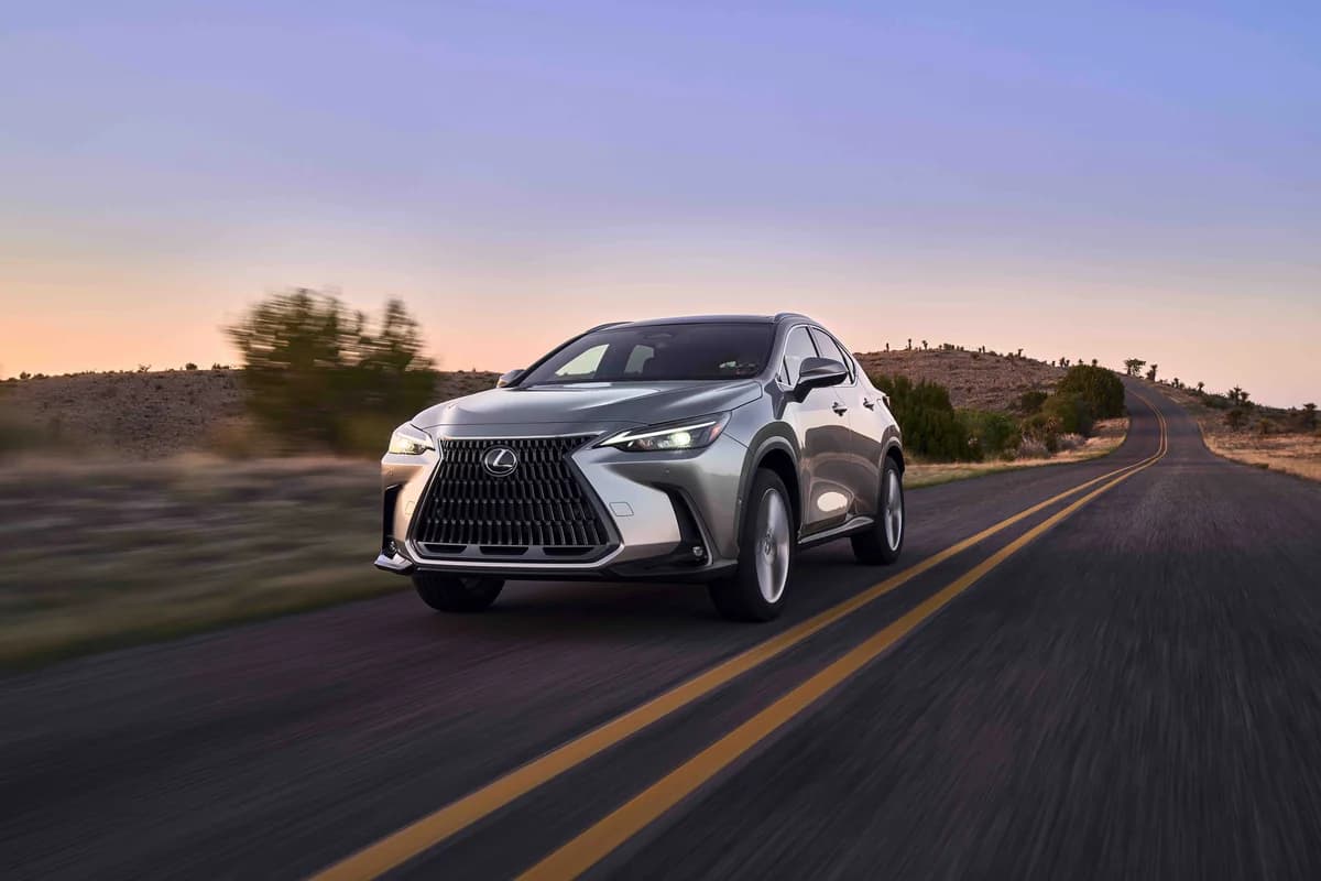 Lexus NX (2026)