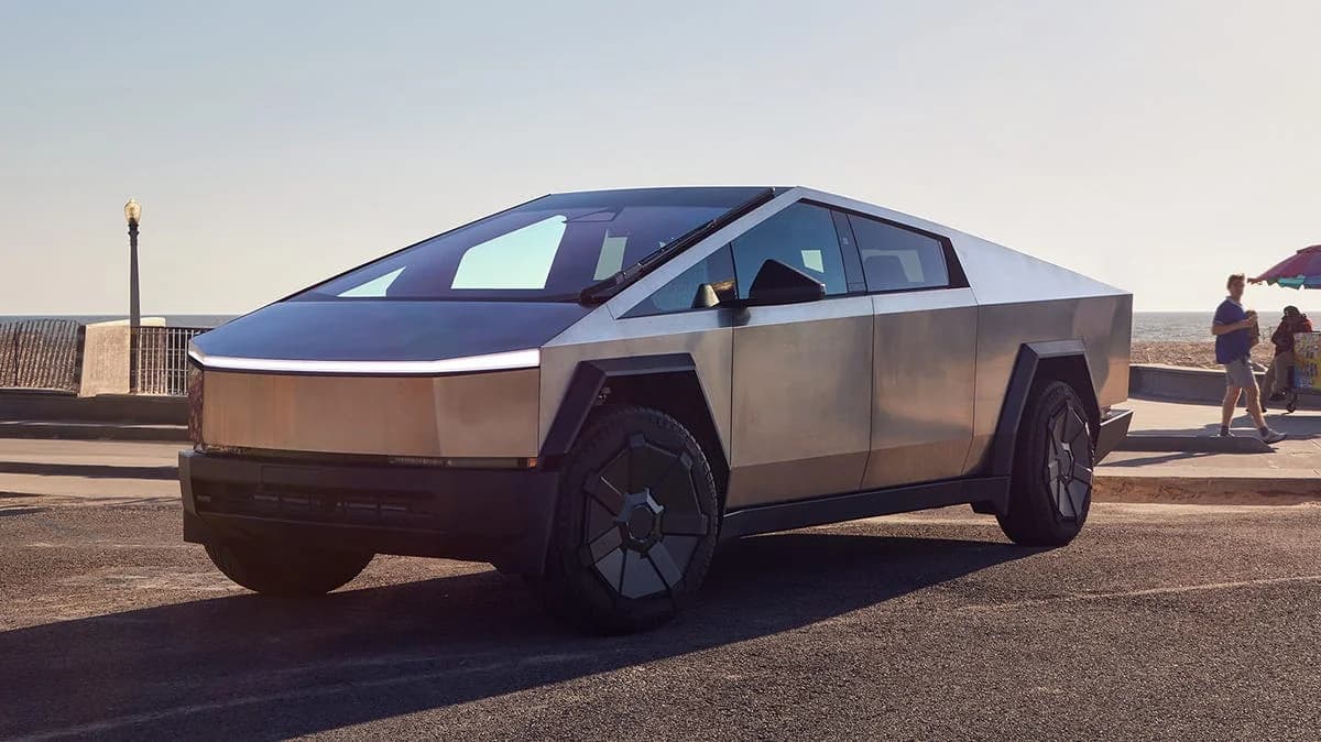 Tesla Cybertruck (2024)