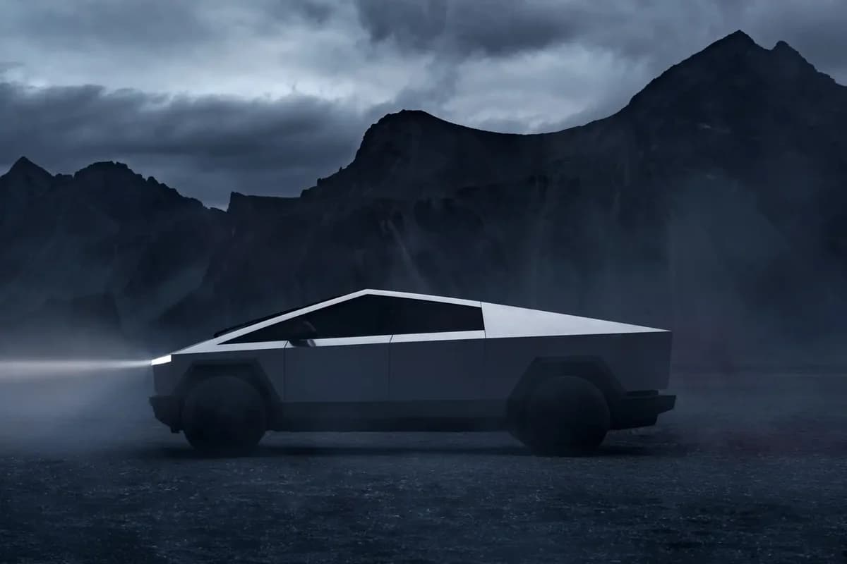 Tesla Cybertruck (2024)