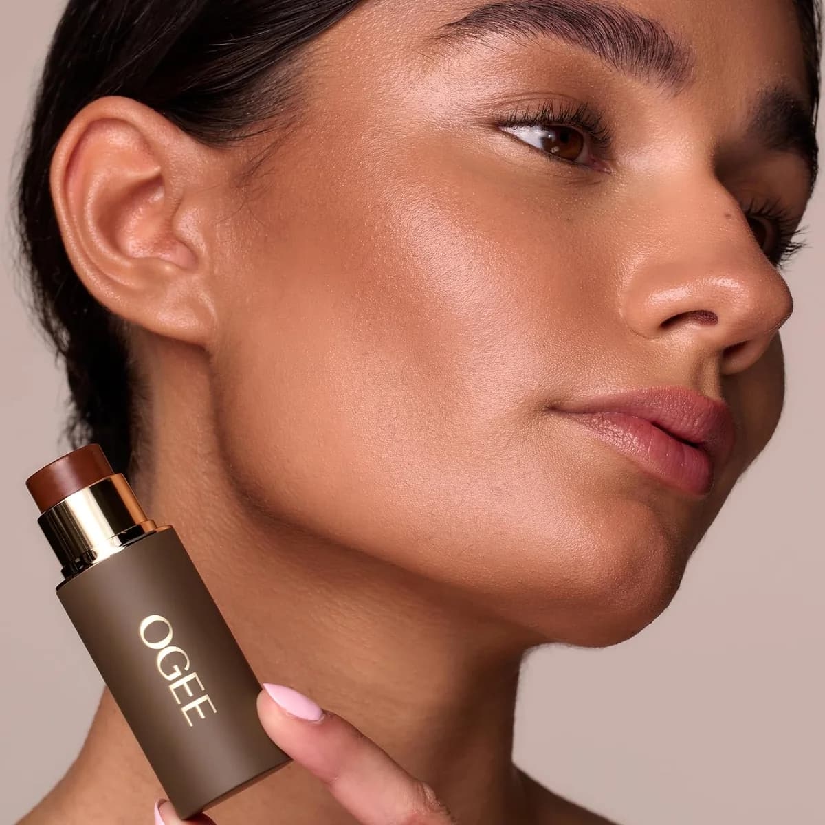 OGEE Sculpted Face Stick
