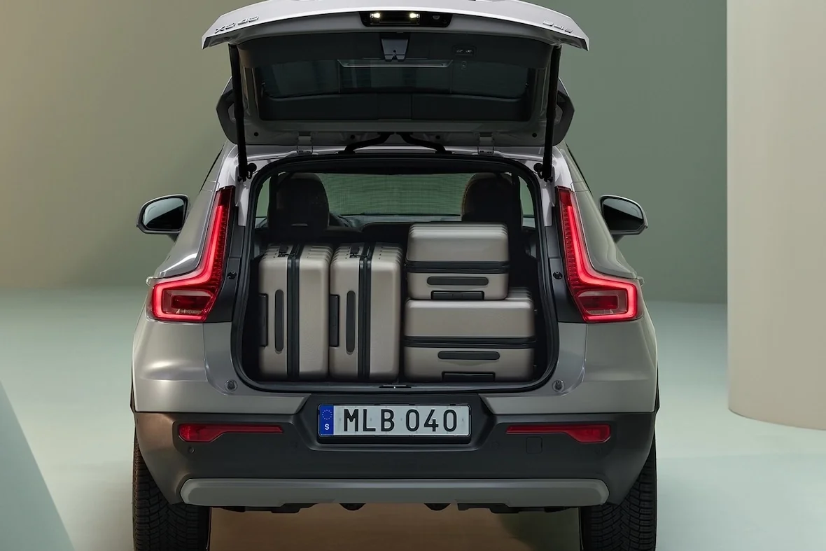 Volvo XC40 (2024)