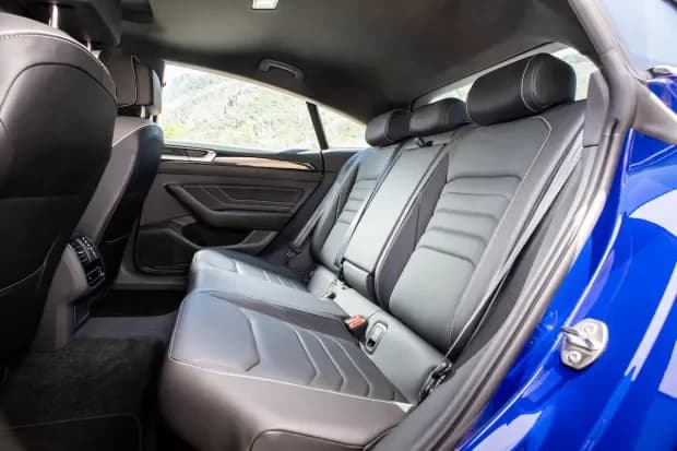 Volkswagen Arteon (2023)