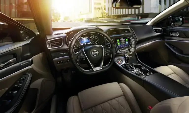 Nissan Maxima (2023)