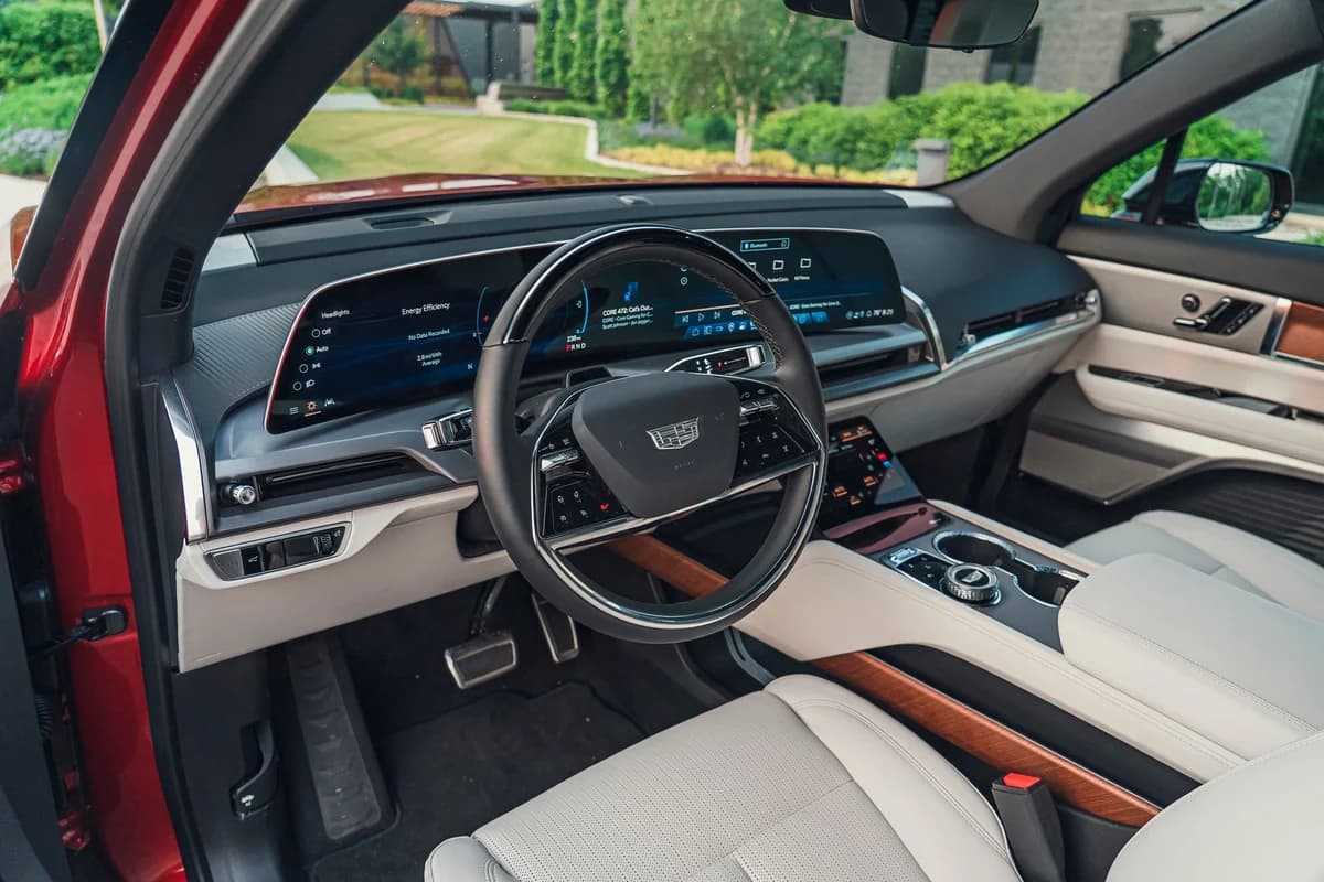 Cadillac Vistiq (2027)