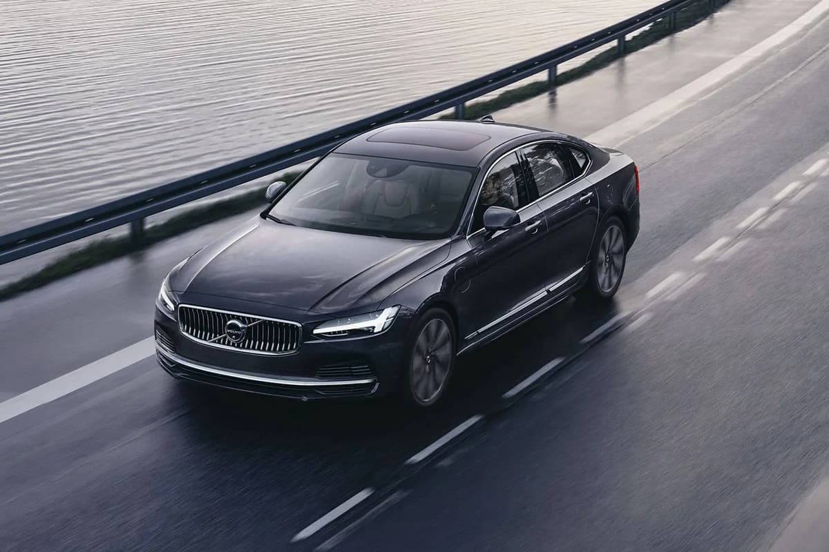 Volvo S90 (2025)