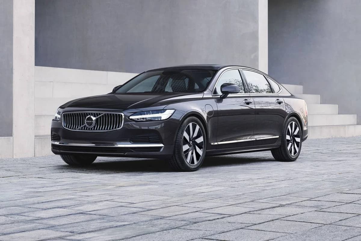 Volvo S90 (2025)