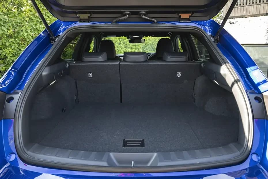 Lexus UX (2026)