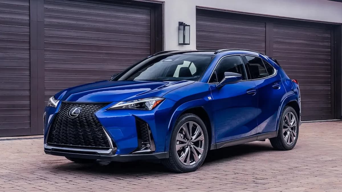 Lexus UX (2026)