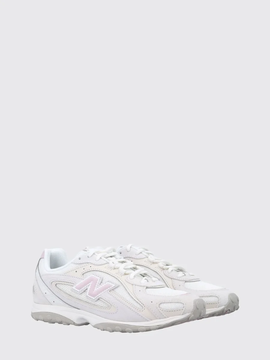 New Balance 204L