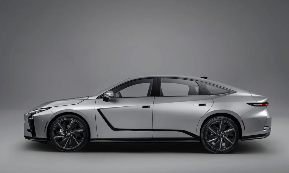 Lexus ES (2026)