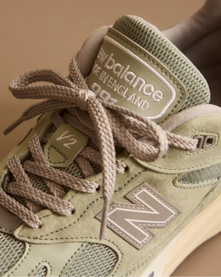 New Balance Made in UK 991v2