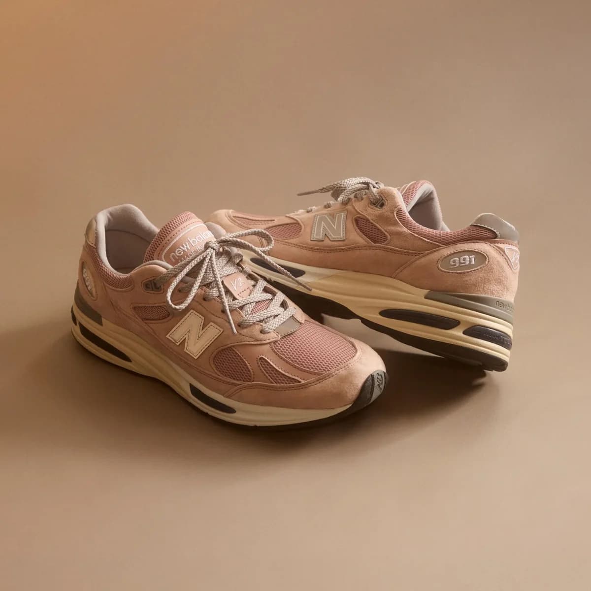 New Balance Made in UK 991v2