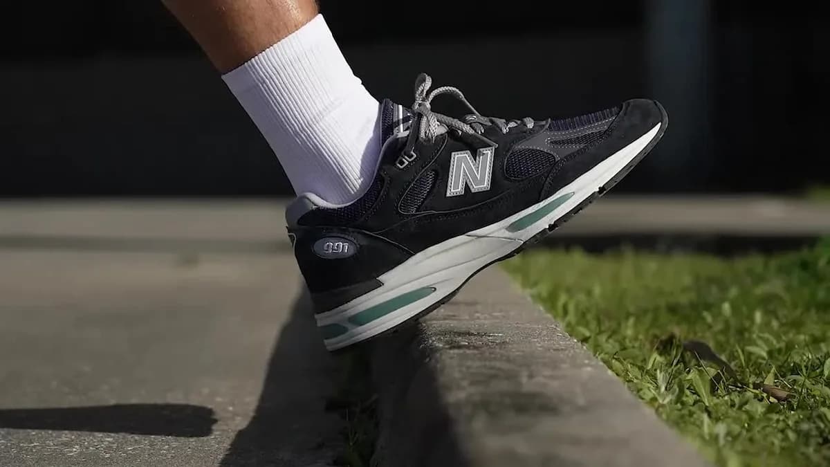 New Balance Made in UK 991v2