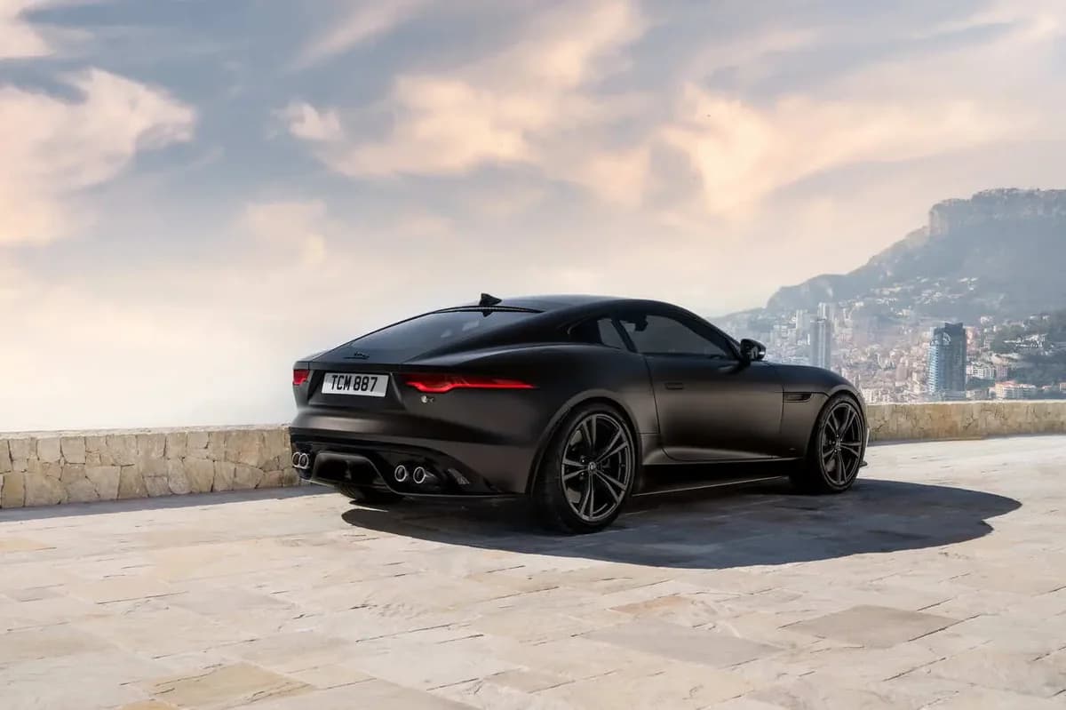 Jaguar F-Type (2024)