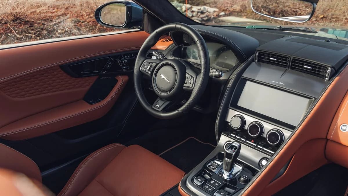 Jaguar F-Type (2024)