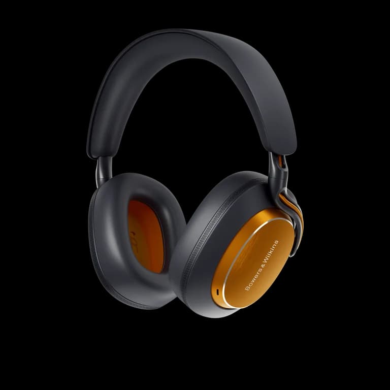 Bowers & Wilkins Px8 S2