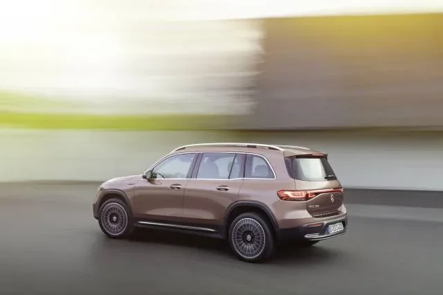 Mercedes-Benz EQB (2025)