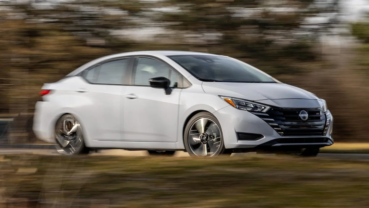 Nissan Versa (2025)