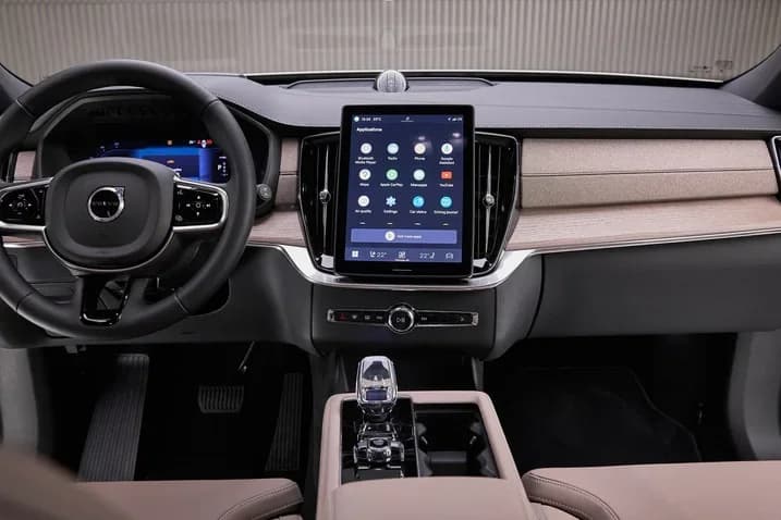 Volvo XC90 (2026)