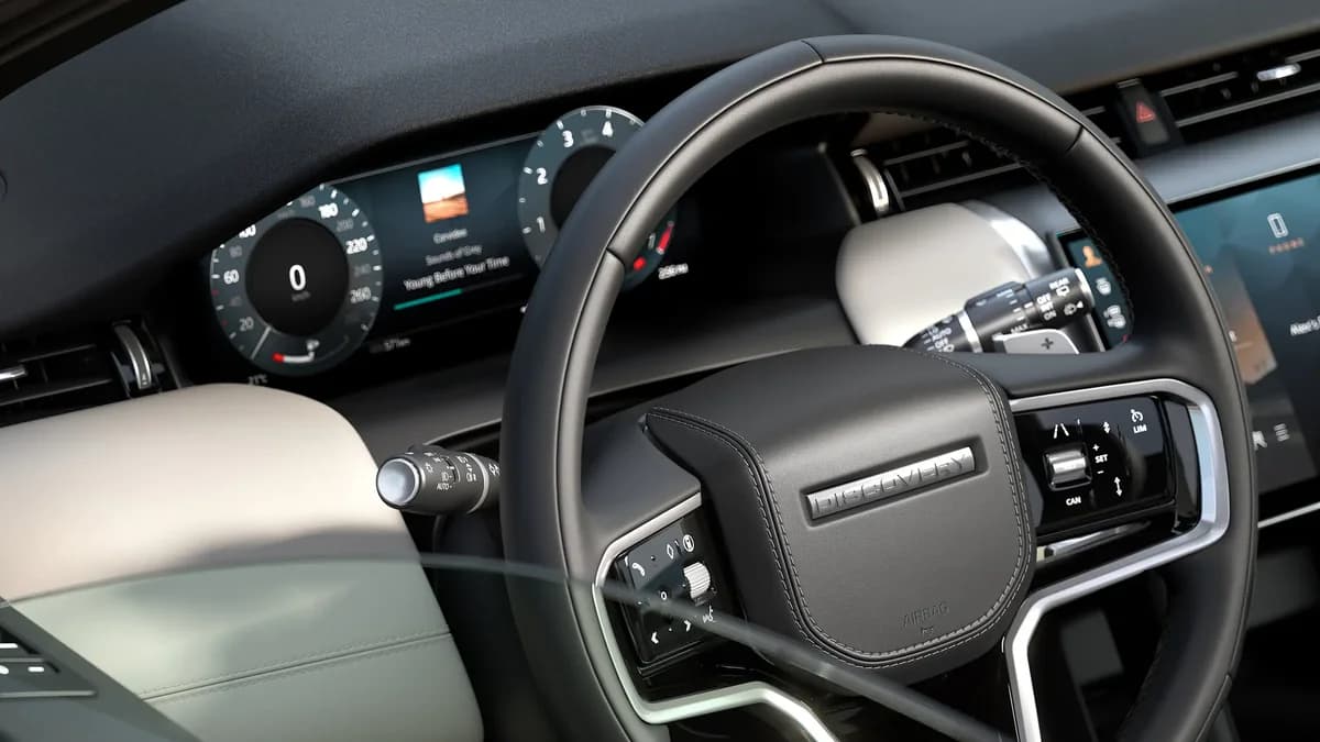 Land Rover Discovery Sport (2026)