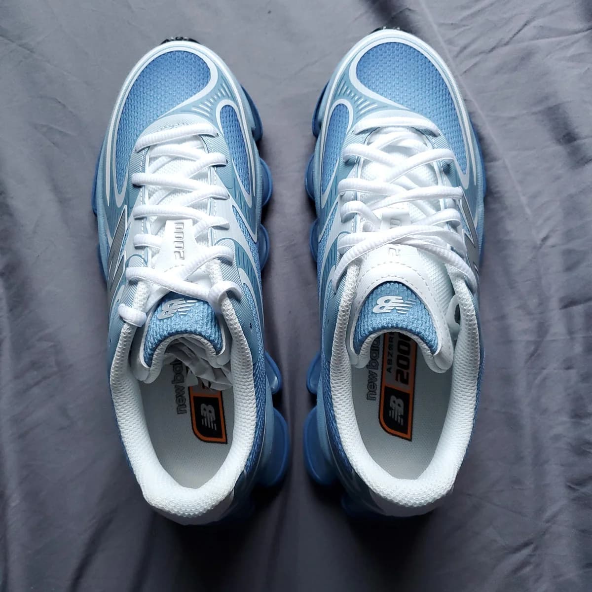 New Balance ABZORB 2000