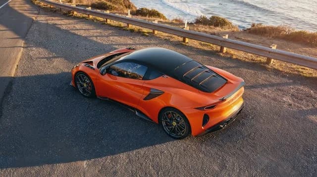 Lotus Emira (2027)